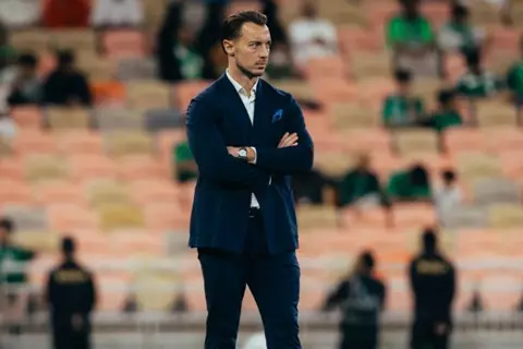 يايسله ينتظر حسم مصير لاعبه قبل موقعة الهلال